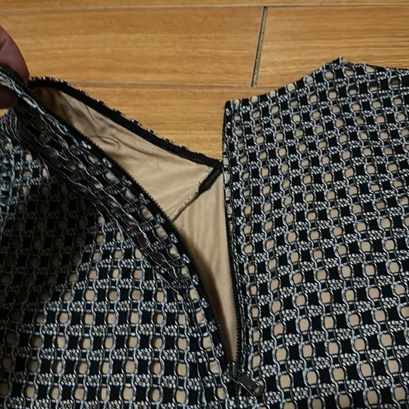 BCBG MaxAzria Top - Picture 7 of 7